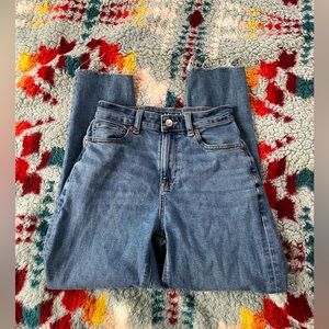 AMERICAN EAGLE raw hem skinny jeans Sz 00 SHORT